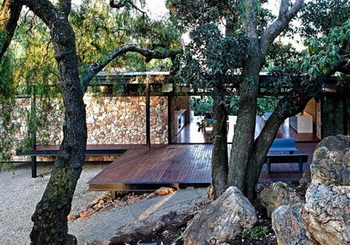 Highly insulated rustic Eco-homes utilising sustainable, locally sourced materials giving warm and comfortable, low maintenance homes with low running costs and low carbon footprints. Properties can be finished with stone external walls or a mix of stone, wood and paint-rendered walls.